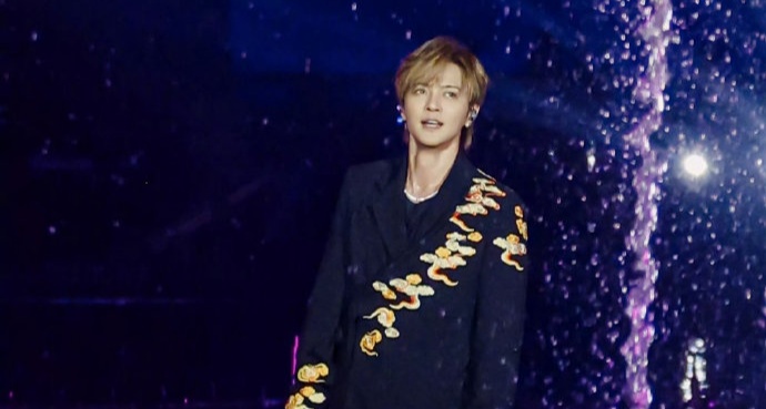 罗志祥经纪人晒亲子鉴定：没有血缘关系，但小猪给了他们满满的爱