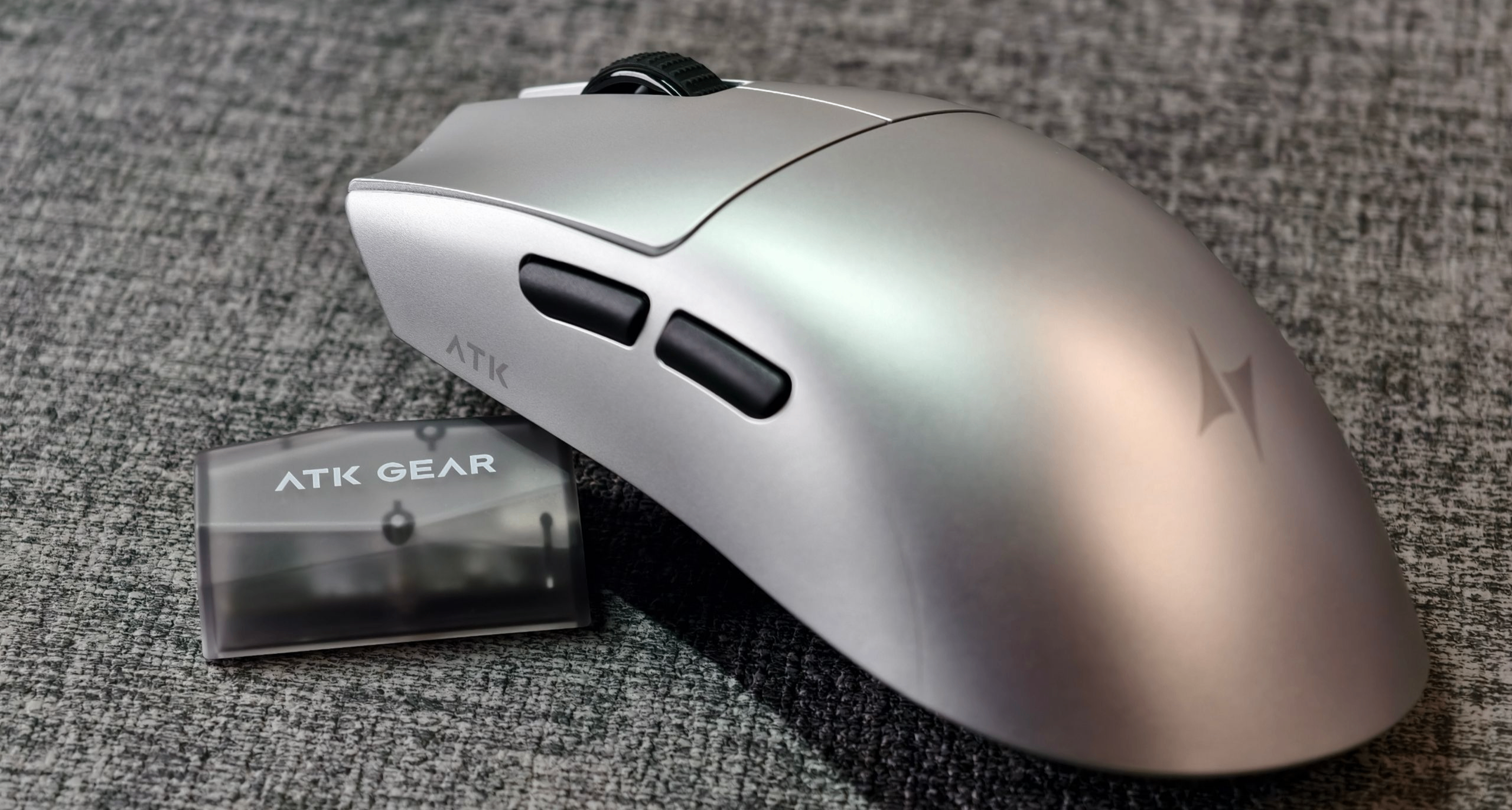 再次“背刺”老用戶，續航+性能雙拉滿的類毒蝰鼠標見過沒？