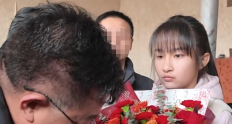 暖心！學校爲爬冰救人女孩申報見義勇爲，被救男童家長送酬金被拒