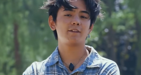 丁真對向佐說扛不住就別混這個圈子，網友：丁真要比向佐通透