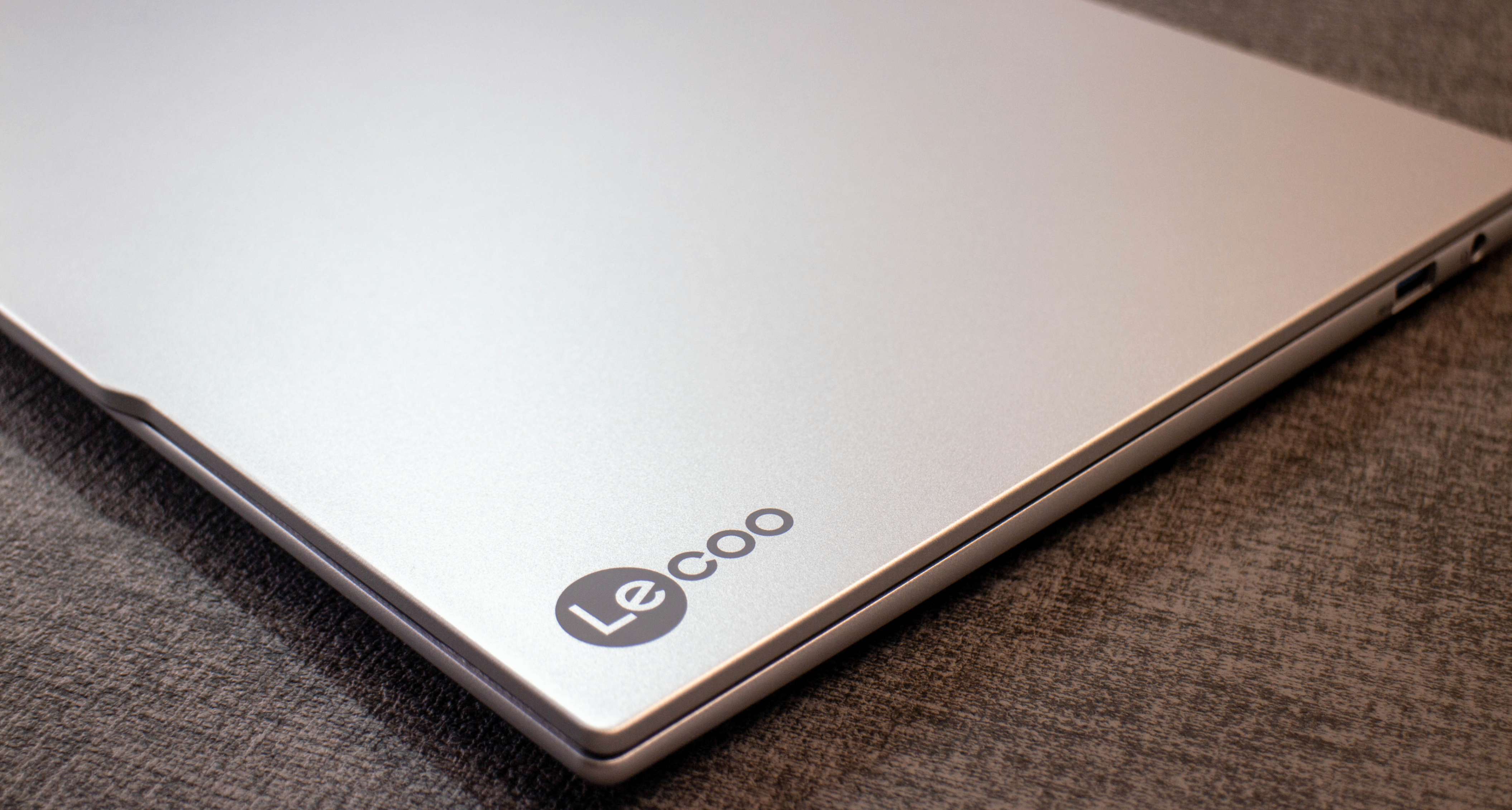 16寸笔记本仅1kg出头？大屏轻薄全都要，这就是我换笔记本的理由