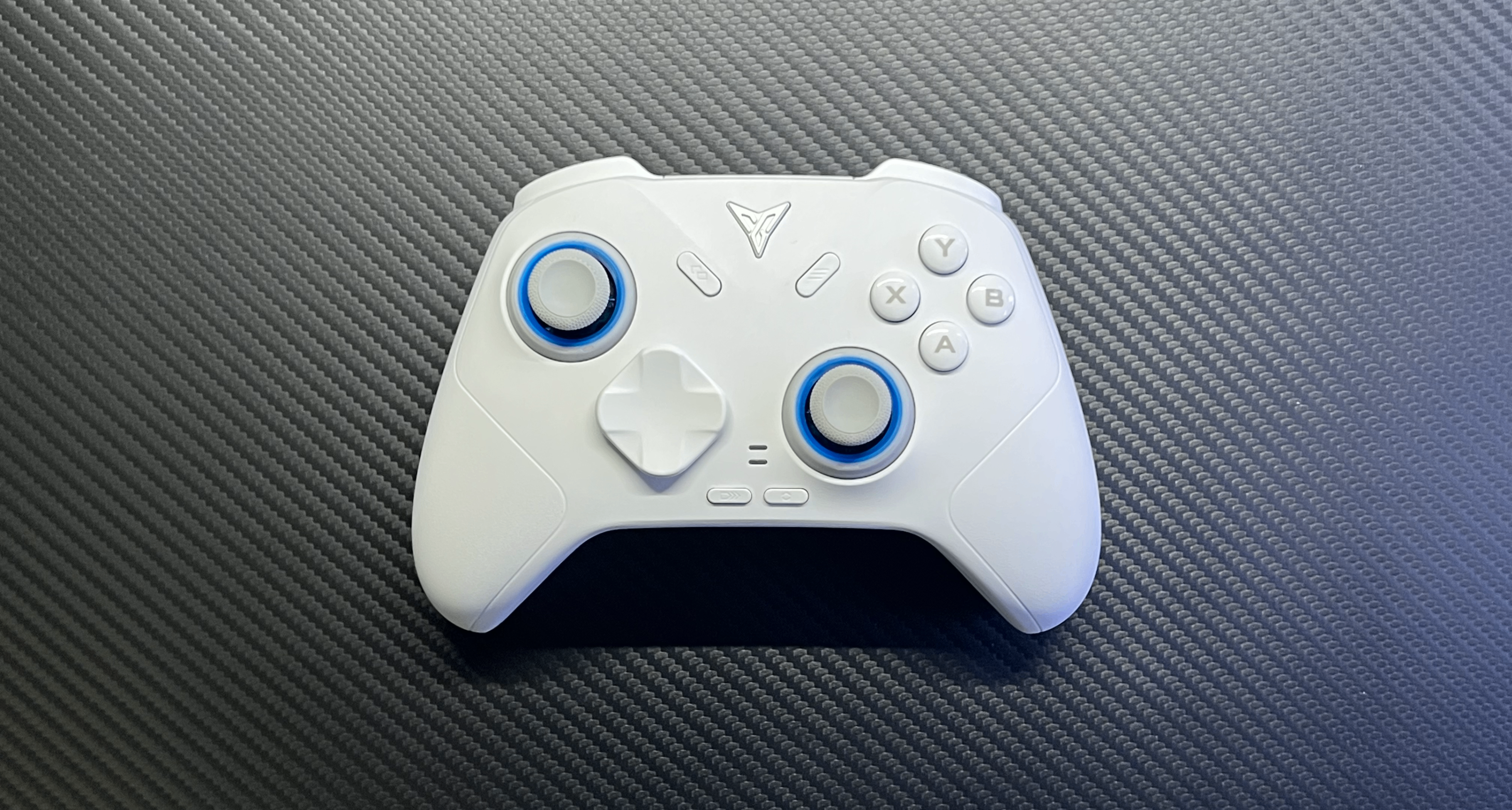 Tmall霸榜銷量榜第一的飛智冰原狼4體驗如何？一篇文章說明白