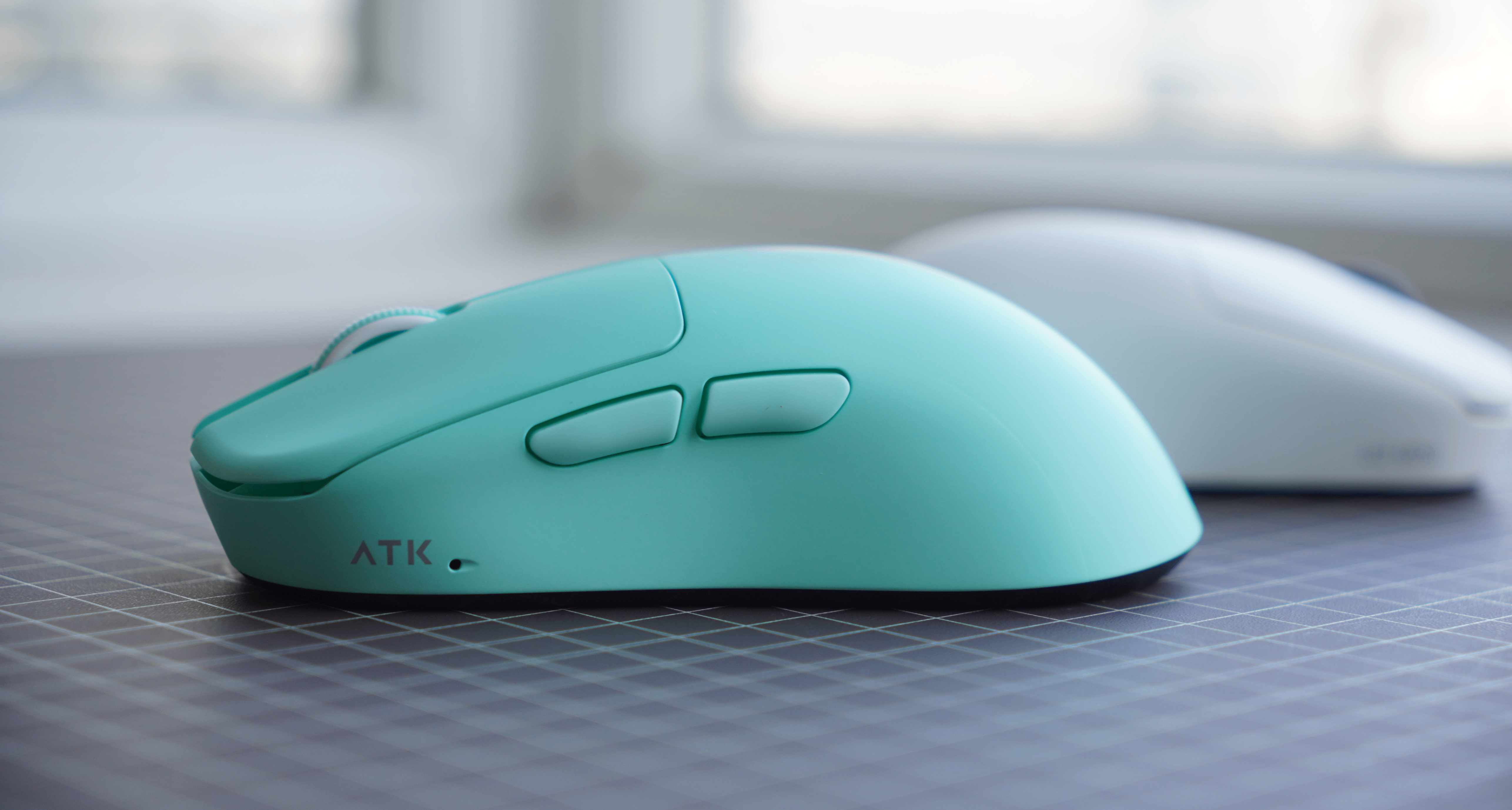 3年質保，今晚開售！ATK烈空U2『v2』配置升級，新增配色