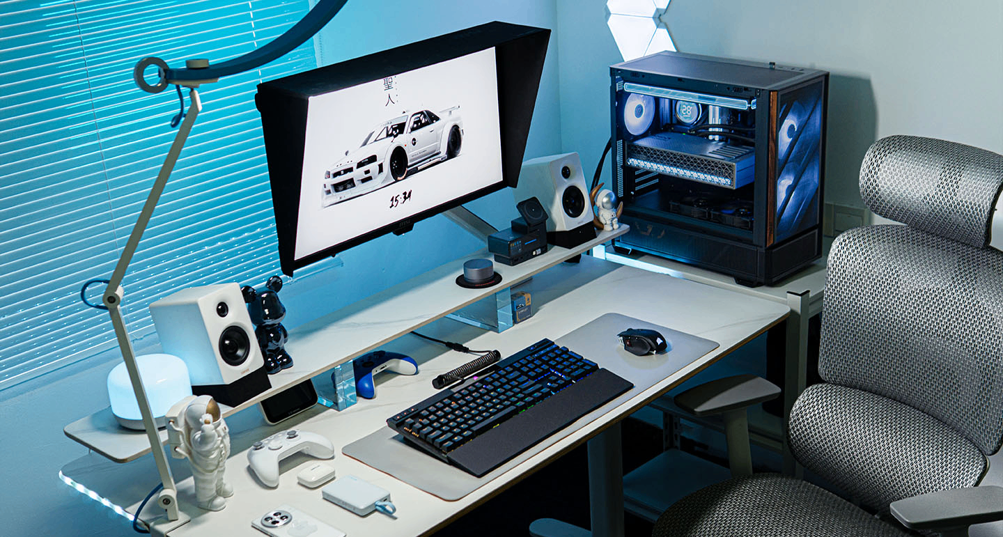 5070Ti+500Hz OLED电竞神装！真正物理外挂