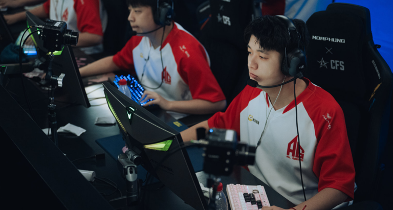 750Hz高刷國產顯示器，繼開局王炸後又登上CFS世界賽？