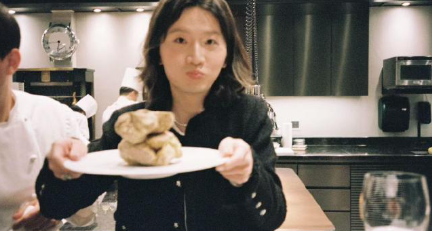 好利來大公子點贊稱他爲女生的評論，網友：以後都走這路線了？