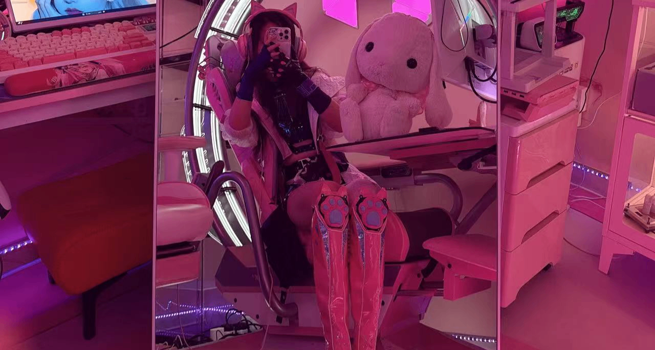 電競房的太空倉也是利用起來了 新增第三臺電腦 第二臺臺式