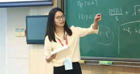 去年，一个数学家得了个奖--王虹