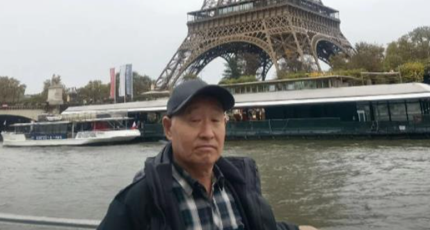 5.8 亿播放！大爷实拍铁塔爆火全网，铁塔秒变电线塔！