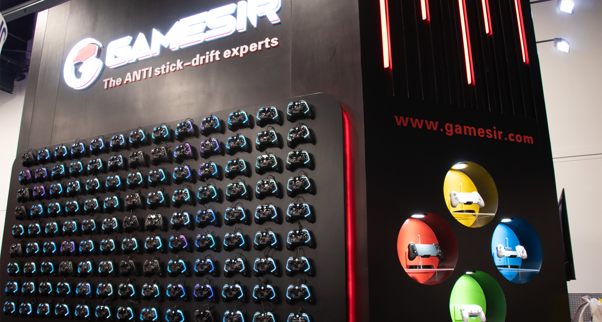 拿下CES三大獎，超10款新品亮相！揭祕10億營收背後的“少年CEO”