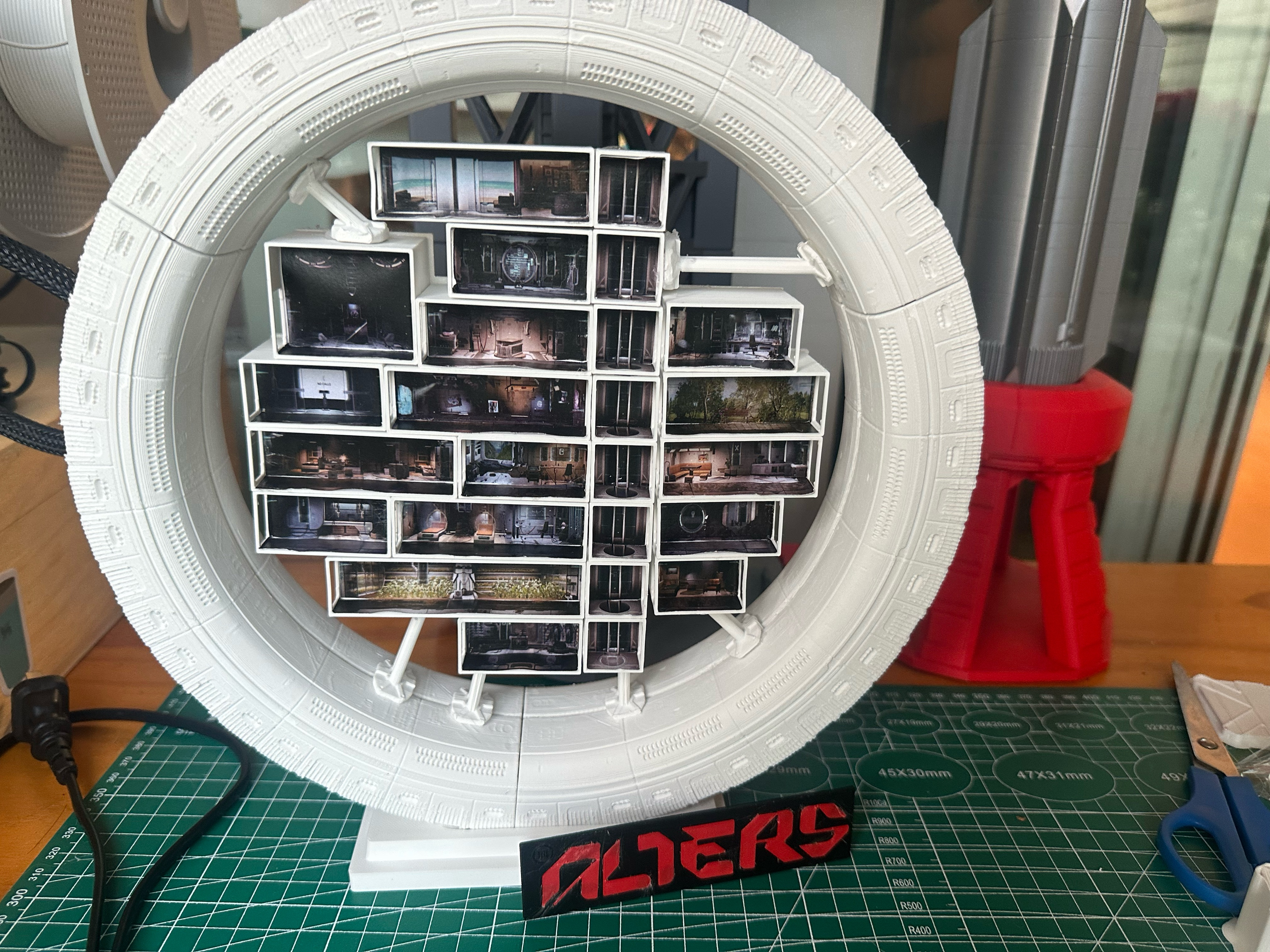 起猛了，基地從遊戲當中走出來啦？