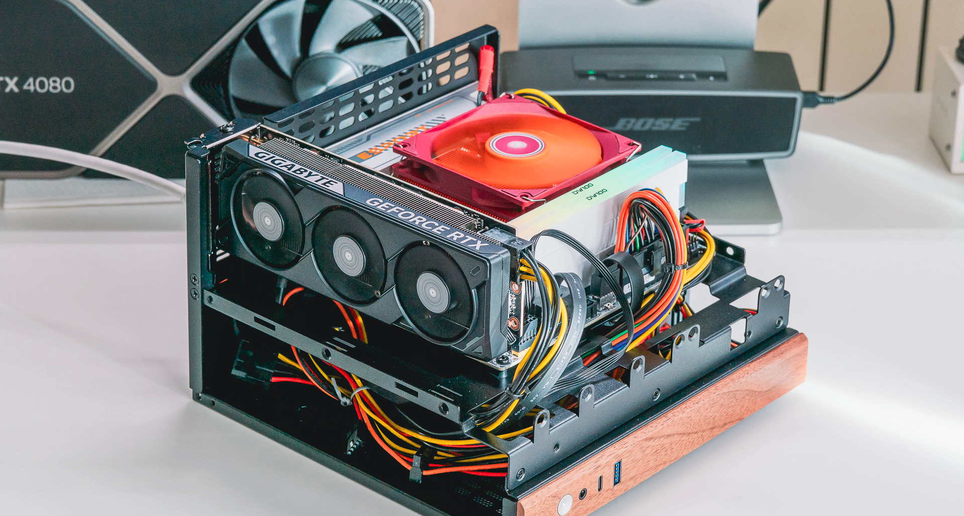 明明可以做小 非得把顯卡做那麼大是爲何？