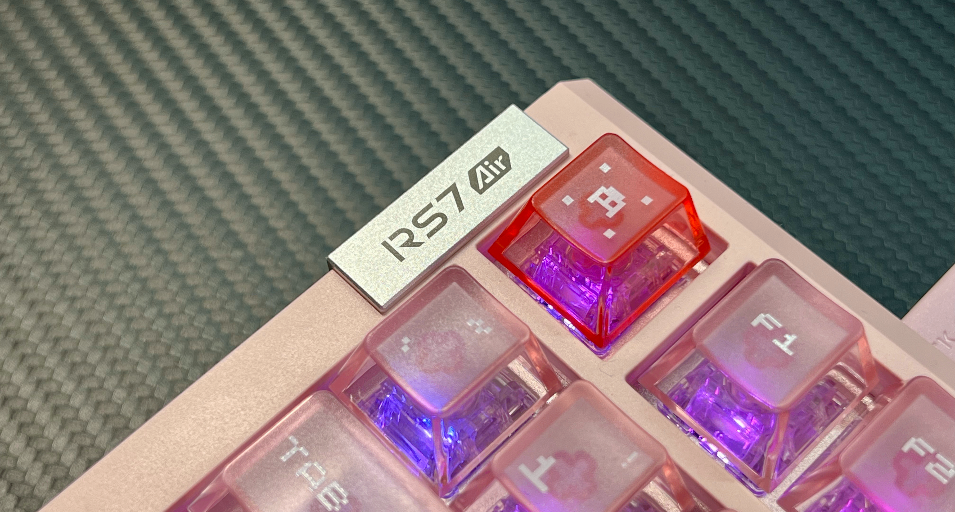 磁軸唯一真神！ATK RS7系列迎來新成員——RS7 Air