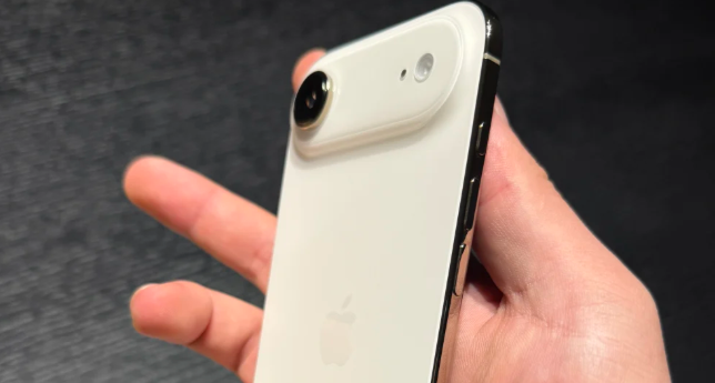 iPhoneAir 暴降後賣斷貨，蘋果回應剛買次日就降價：活動是暫時的