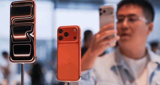 狂賣 1810 萬臺！iPhone17 霸榜高端市場，庫克直言被驚到