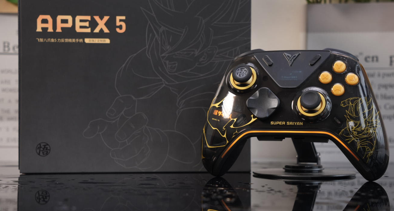 首发开箱！飞智新年第一款联名手柄——八爪鱼5 龙珠Z定制版