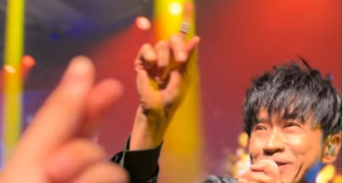 光良：開個演唱會，戒指咋還被扒了呢？