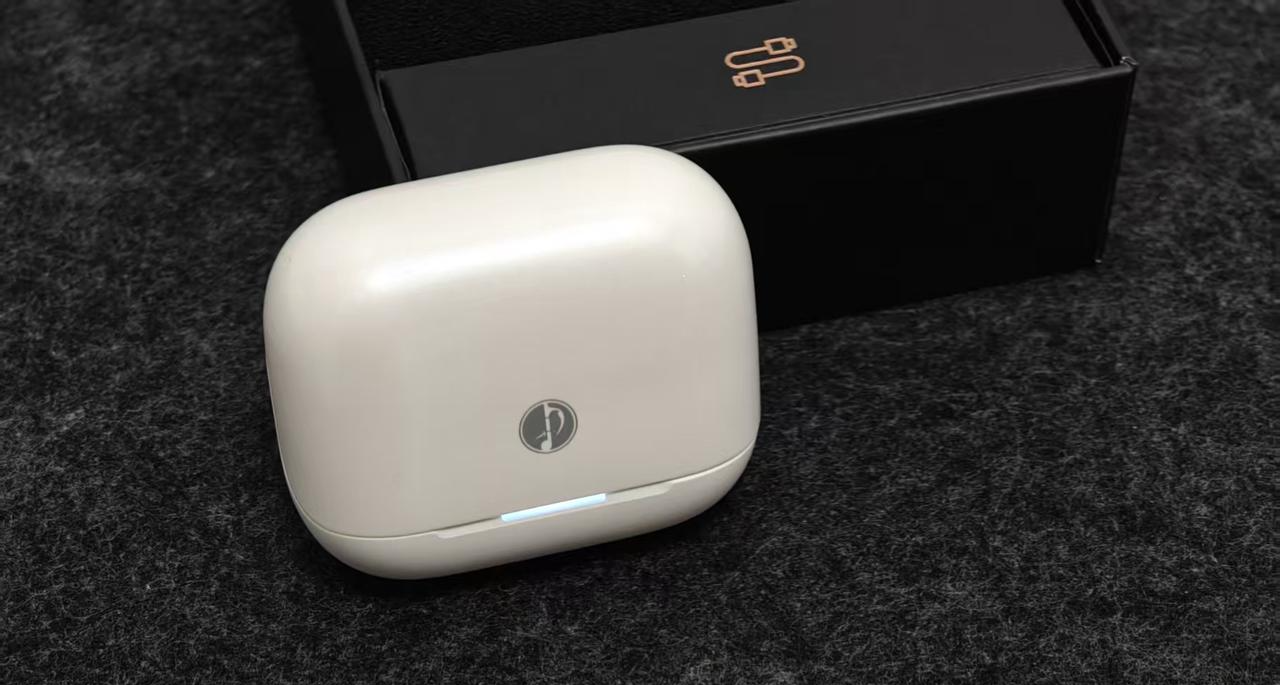 ￥99夯爆了的蓝牙耳机！不仅30ms延迟还带主动降噪？