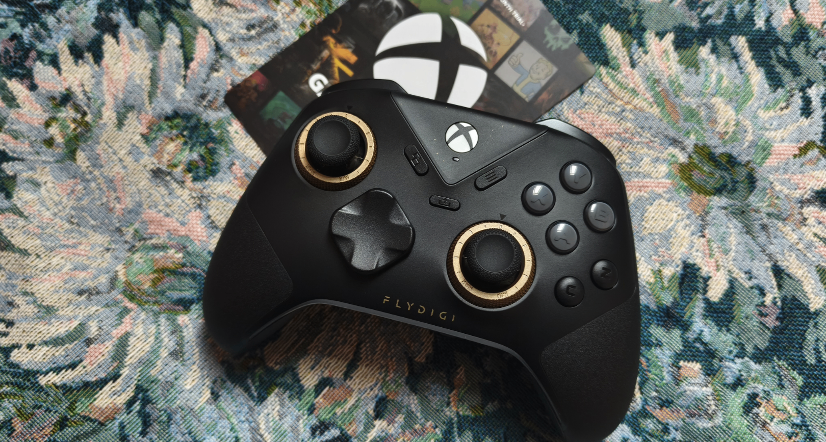 xbox聯名反而更便宜，二百多價位飛智黑武士5s無敵啦！