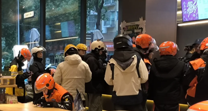 千問請客今天下午開啓：“無門檻，人人有份”，立減最高 188 元