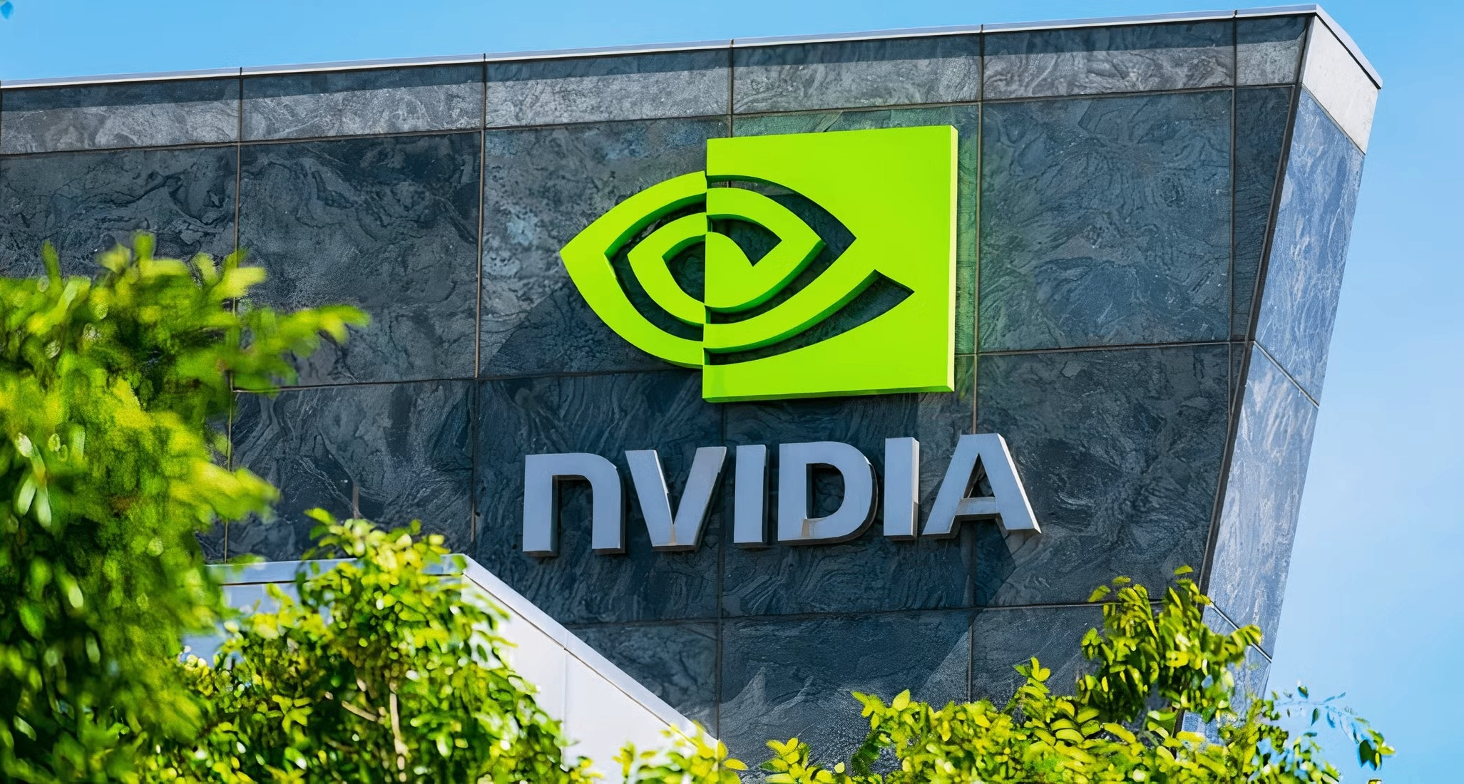 英偉達近乎完全掌控PC顯卡市場，2025年第四季度份額達94%