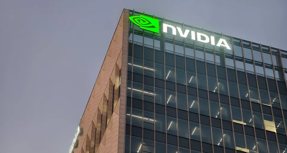 隨着H200將流入中國，英偉達正準備定製Groq推理芯片進入中國