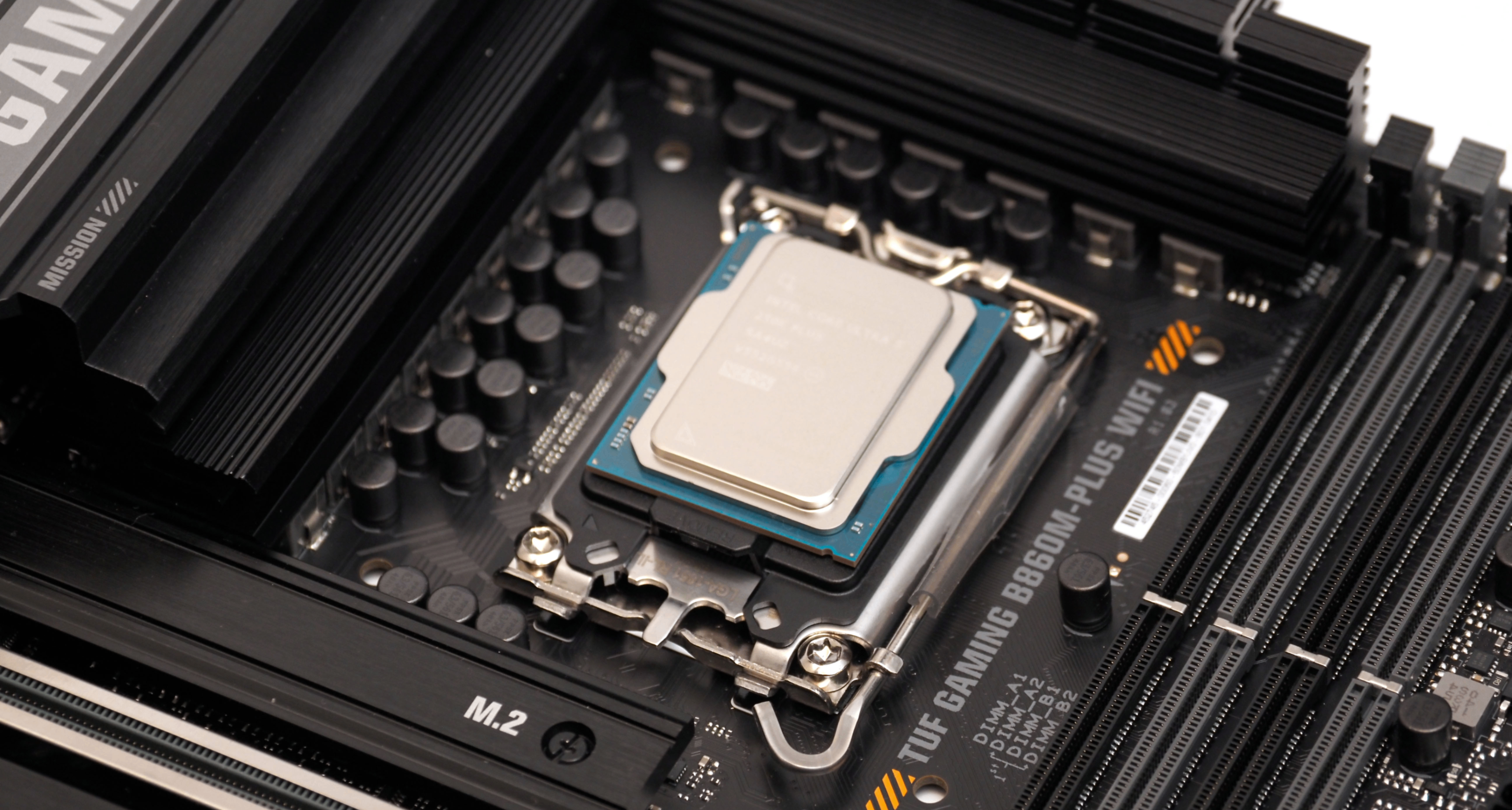 ARL的二度出击！下克上的Intel Core Ultra 250K Plus首发评测