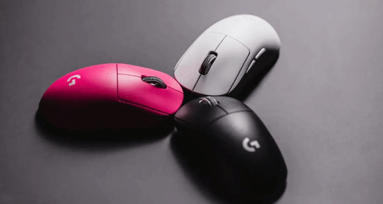 罗技广告翻车：文案称消费者“像狗一样”被骂上热搜，紧急致歉