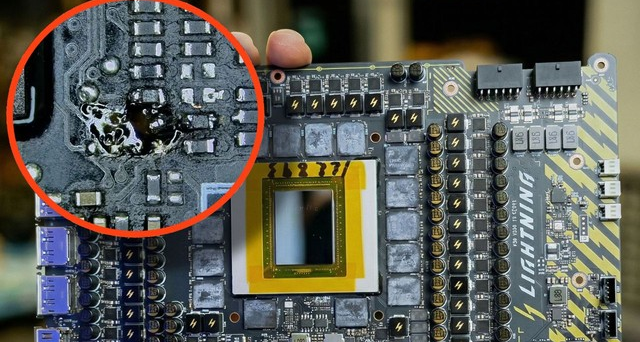 這哥們哪來的自信？花5萬塊買5090限量卡練手，結果卡B2變磚