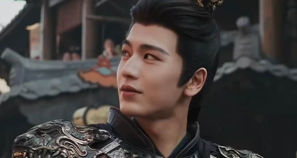 “粉底液將軍”引發全網熱議 官媒發聲直指內娛審美亂象