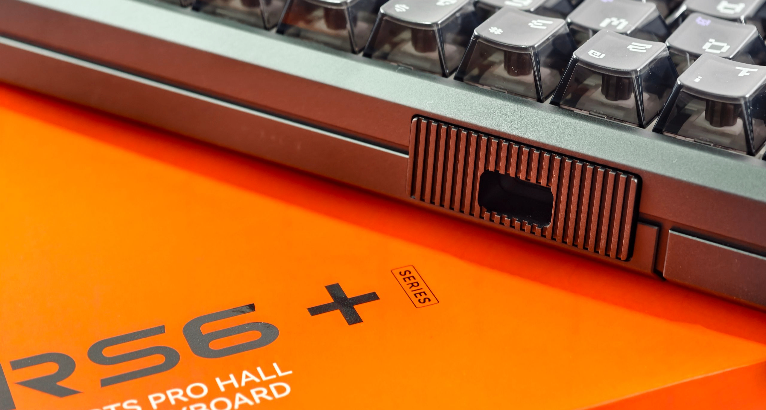 賣爆了的RS6再次迭代，這次加量不加價+首發贈品值得出手嗎？