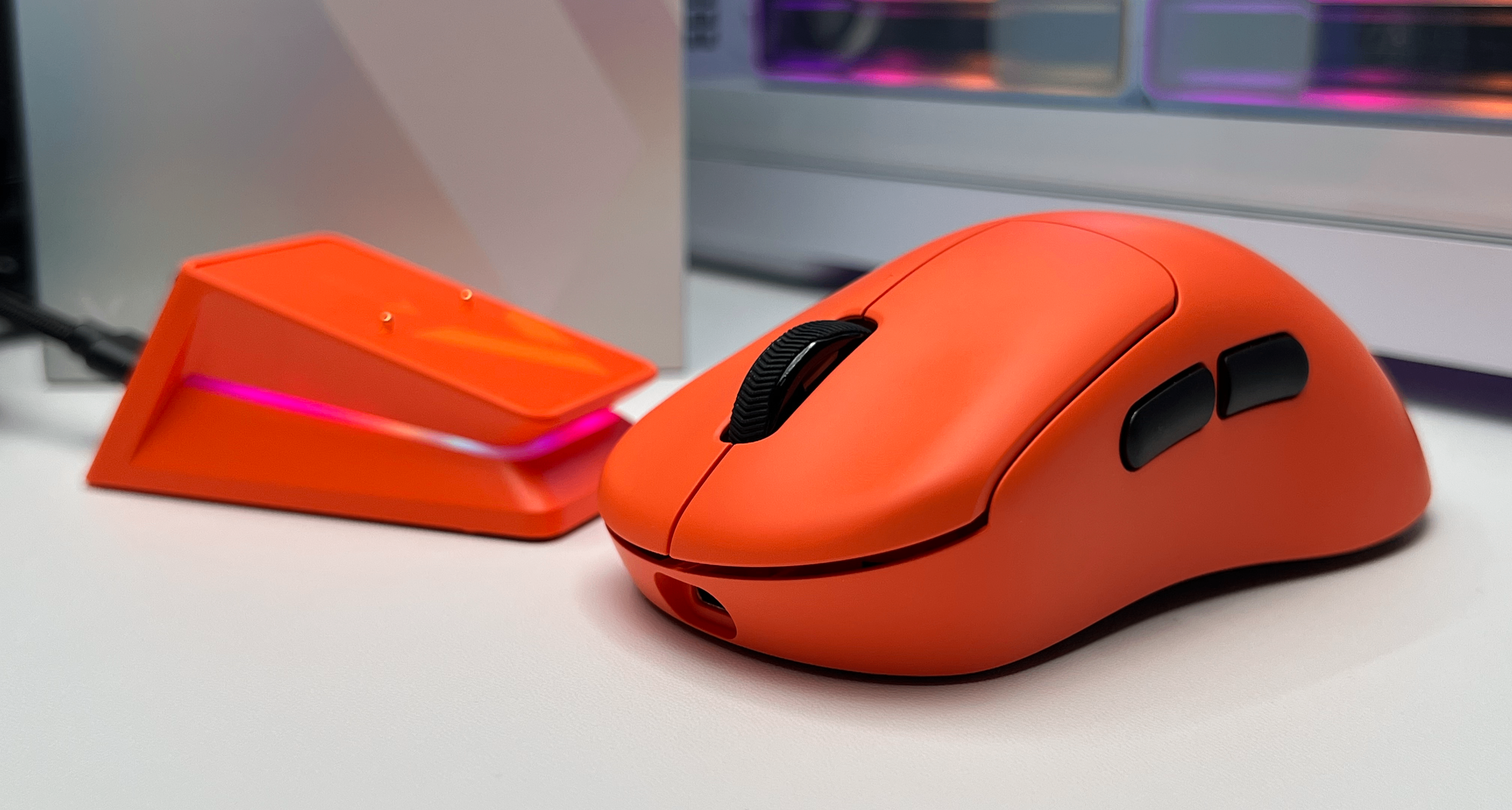 只要199、某寶已售3W＋的雙8K回報率、類EC模具：雷柏VT3s焰影橙