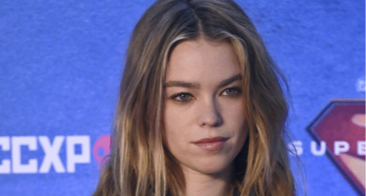 美剧《超女：明日之女》主演亮相墨西哥 CCXP 漫展！！