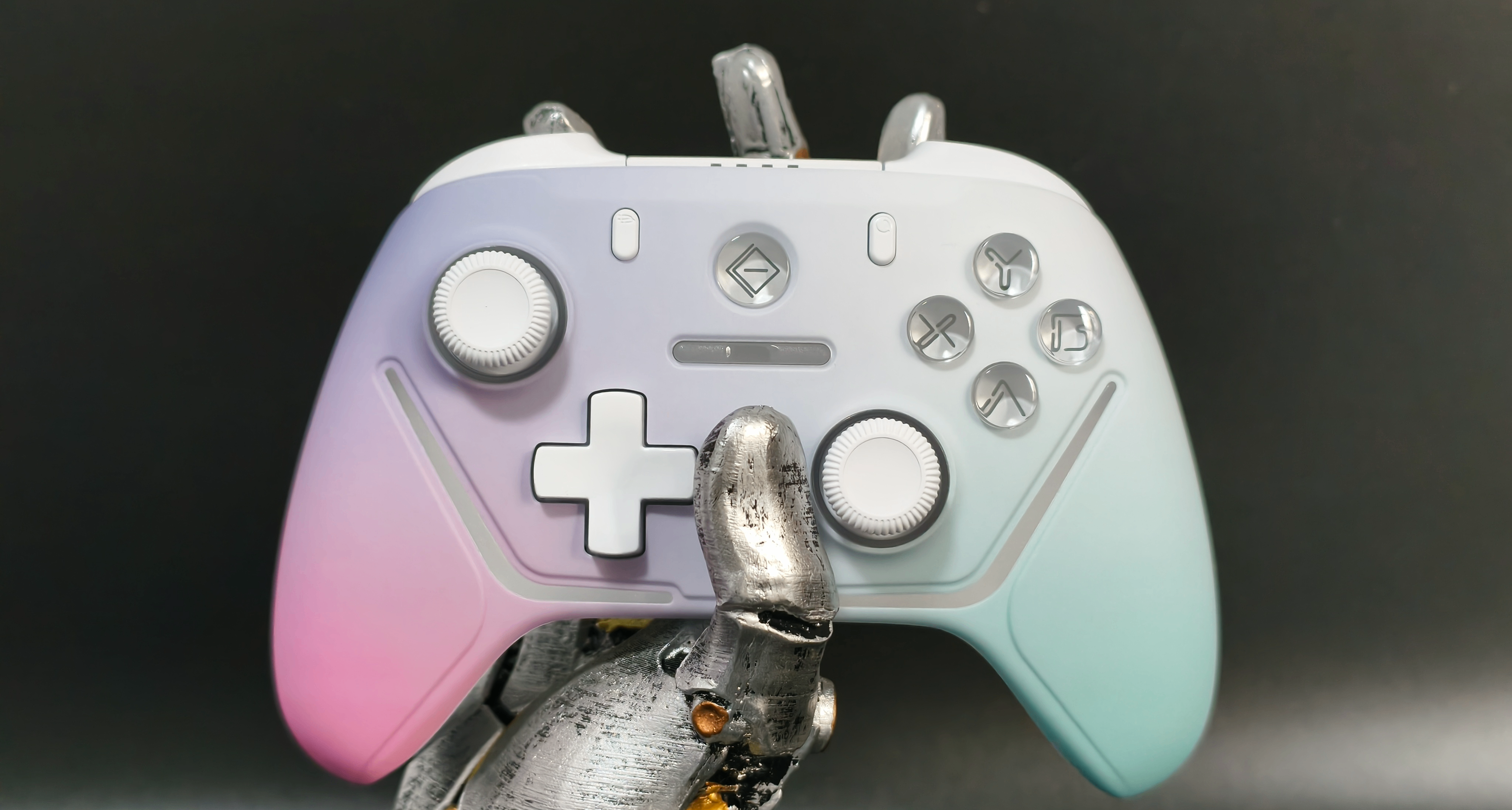 離譜！不僅能無線連接Xbox主機，還有TMR搖桿和宏編程背鍵？