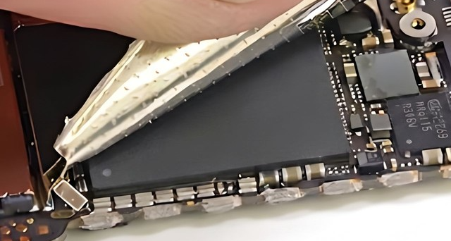 蘋果“背叛”臺積電？部分芯片轉單Intel 18A，M系列入門款要變芯