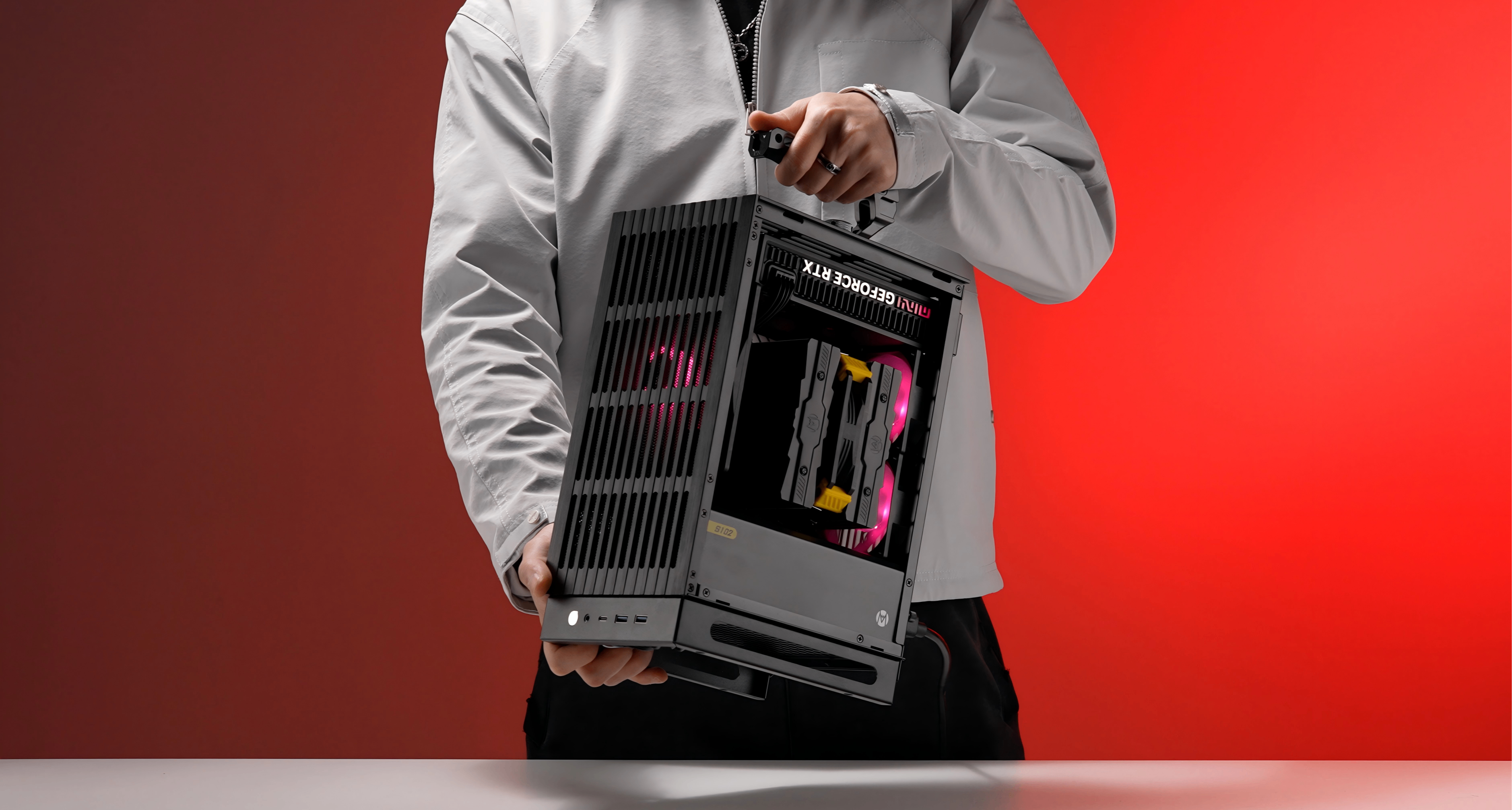 【傳奇耐鴿王】機械大師新品機箱——S102！
