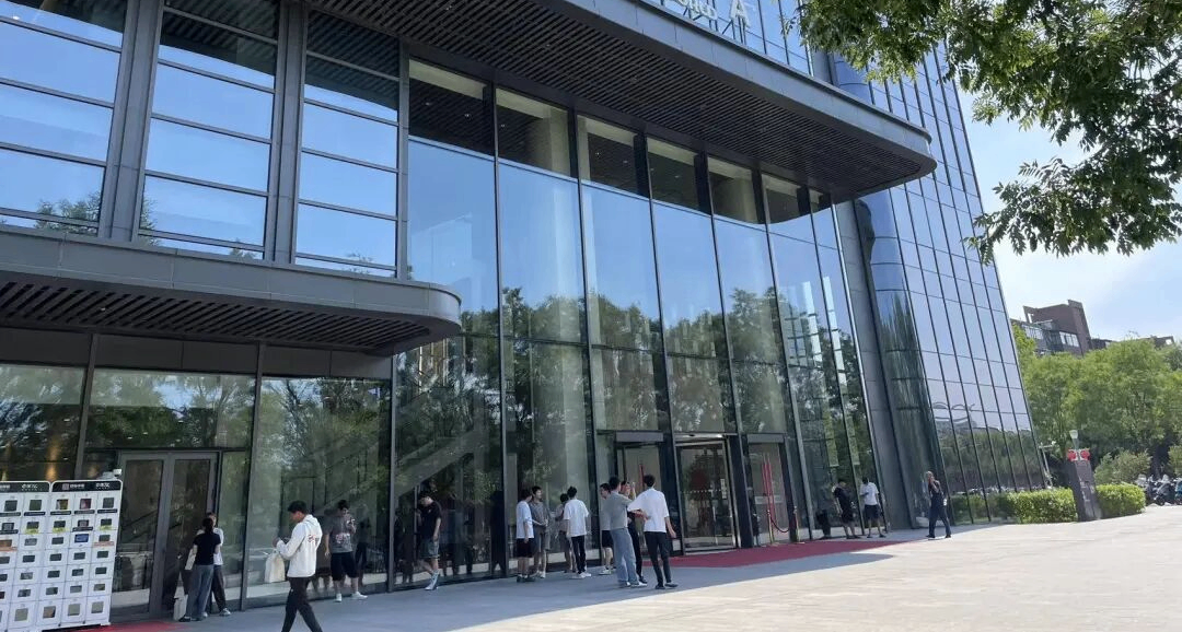 等不及了，遊戲公司老闆們開始排隊套現