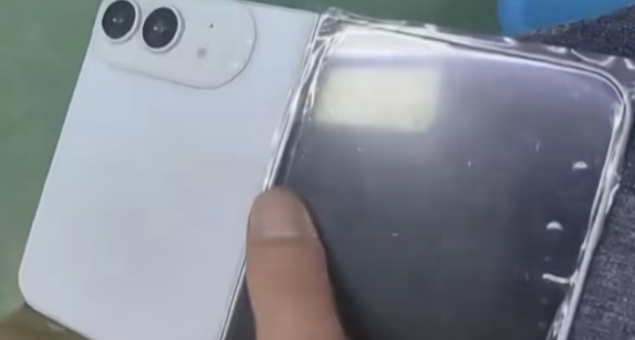 定档九月发布！iPhone Ultra敲定量产，苹果折叠屏售价创新高