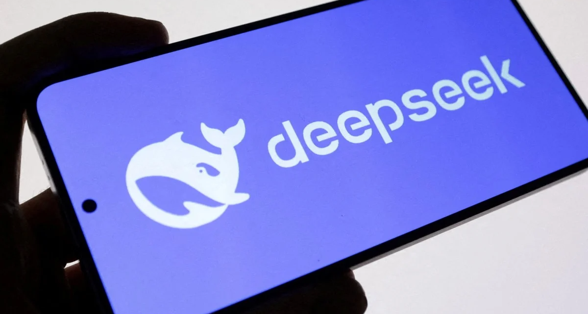 DeepSeek 登顶美企业软件热门榜 美公司因成本转向中国 AI