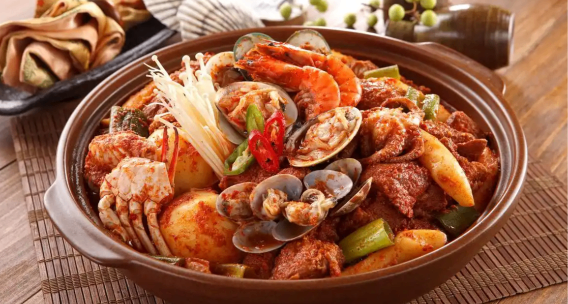 杭州一碗麪賣2188元引爭議 老闆回應：食材昂貴，月售約20碗