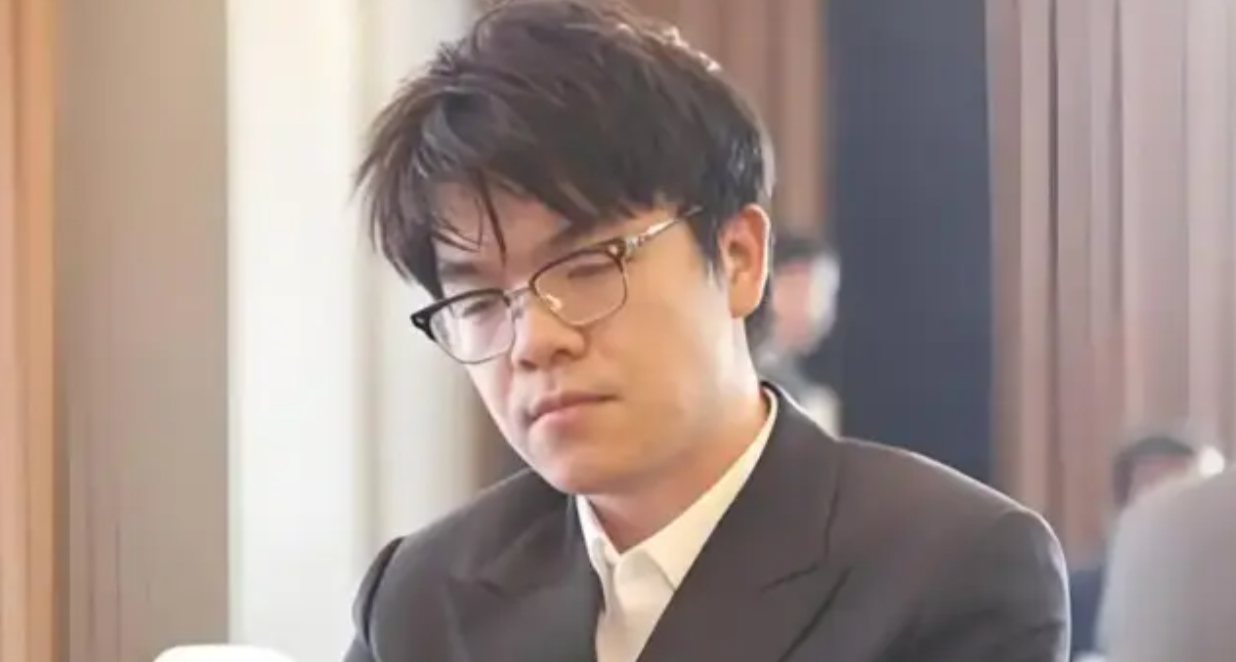 一子逆轉！四連勝奪冠！柯潔獲王中王圍棋爭霸賽冠軍，獎金70萬！