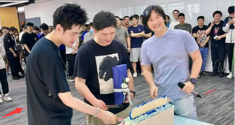 曾带队逆袭年入 10 亿 《尘白禁区》发行负责人离职