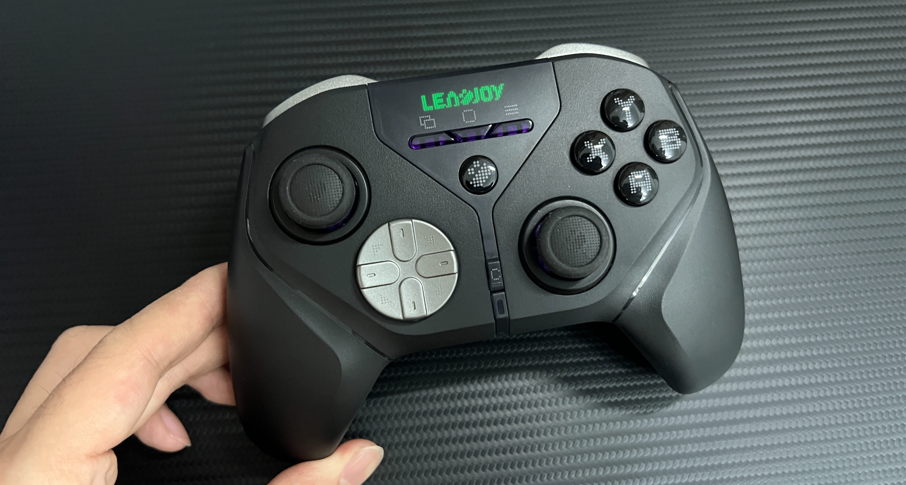 號稱二百元內的 FPS 手柄之王？真能登基嗎？——天劍plus