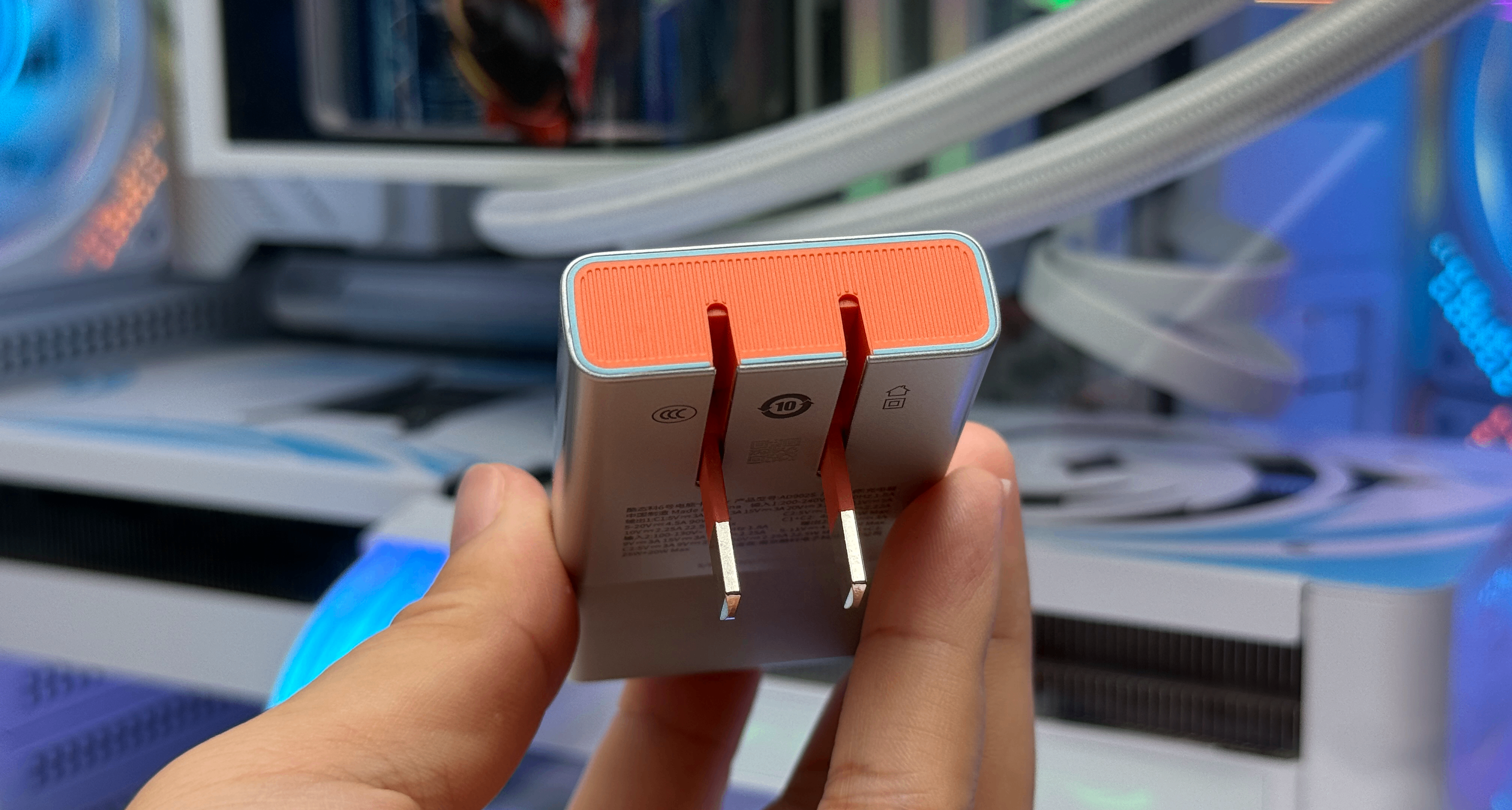 幹爆垃圾牆插！119元的酷態科6號電能卡Air值不值得買？