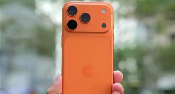 iPhone 17 Pro已成绝版，苹果官网火速下架，客服回应：不会重新卖