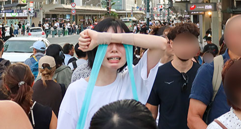 日本网友使用连裤袜自制「手工眼泪」，像动漫角色一样放声大哭