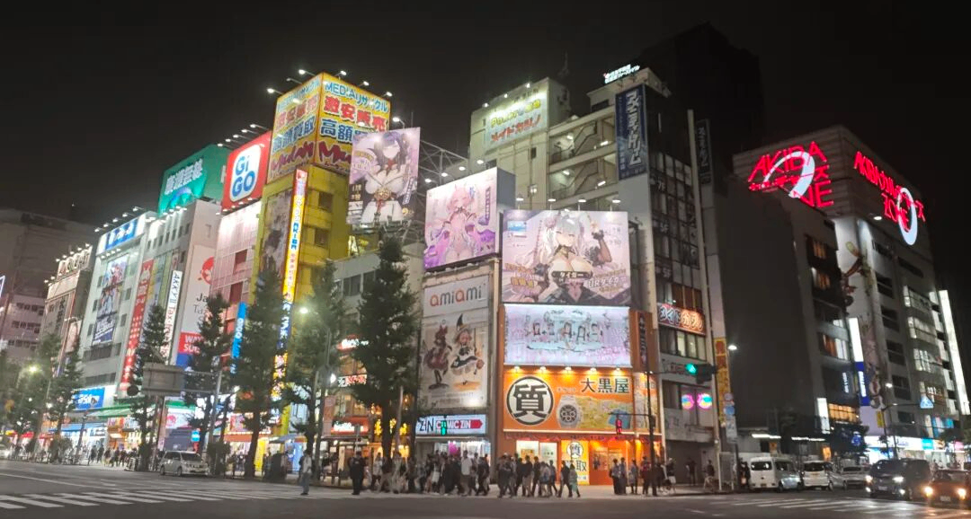 米哈游秋叶原“消失”后，国产二游也“迷失”了
