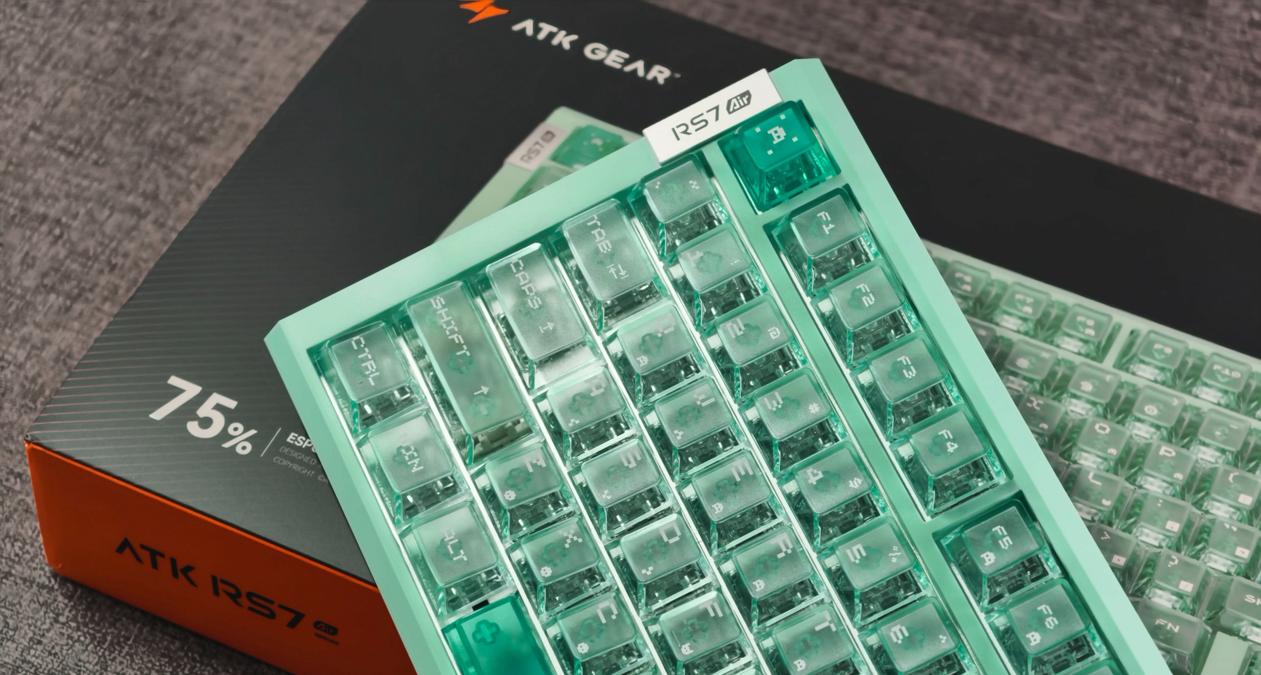 300元+的键盘狂卖20W+，为啥现在中高端磁轴这么流行？