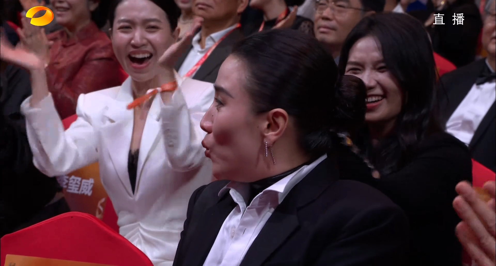 终于揭晓！【宋佳】荣获第35届飞天奖电视剧优秀女演员奖！