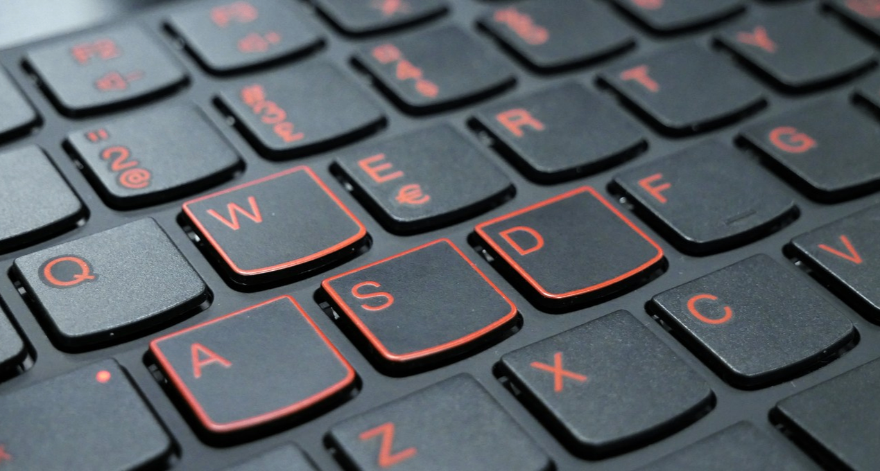 WASD 凭什么成了游戏界的默认答案？